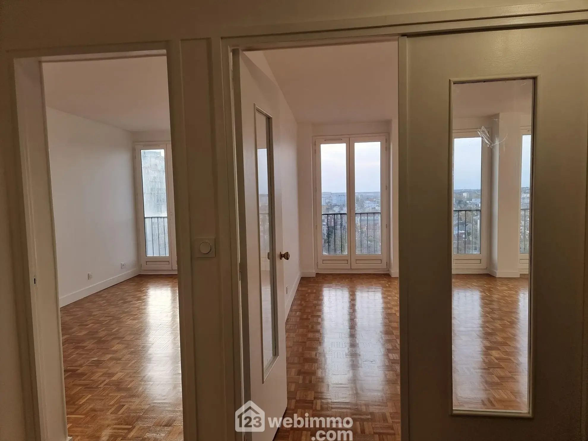 Appartement 4 pièces rénové de 76m² à Choisy-le-Roi avec cave et box 