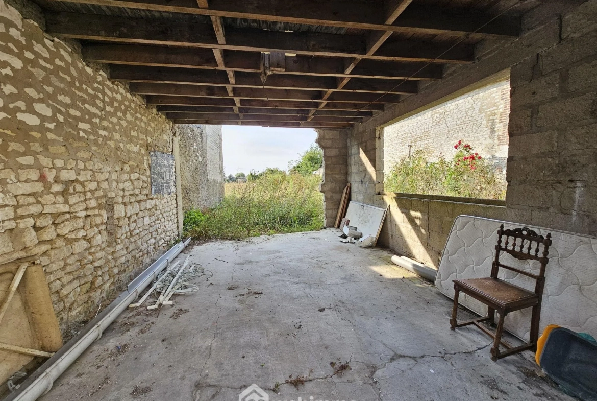 Maison à rénover de 95 m² à Sissonne avec grand terrain et potentiel 
