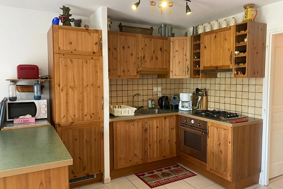 Appartement T3 avec terrasse, cave et garage à Embrun - Dernier étage 
