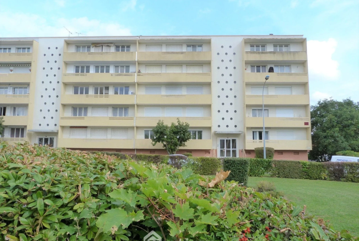 Appartement de 65 m² à Laon avec 3 chambres et cave 
