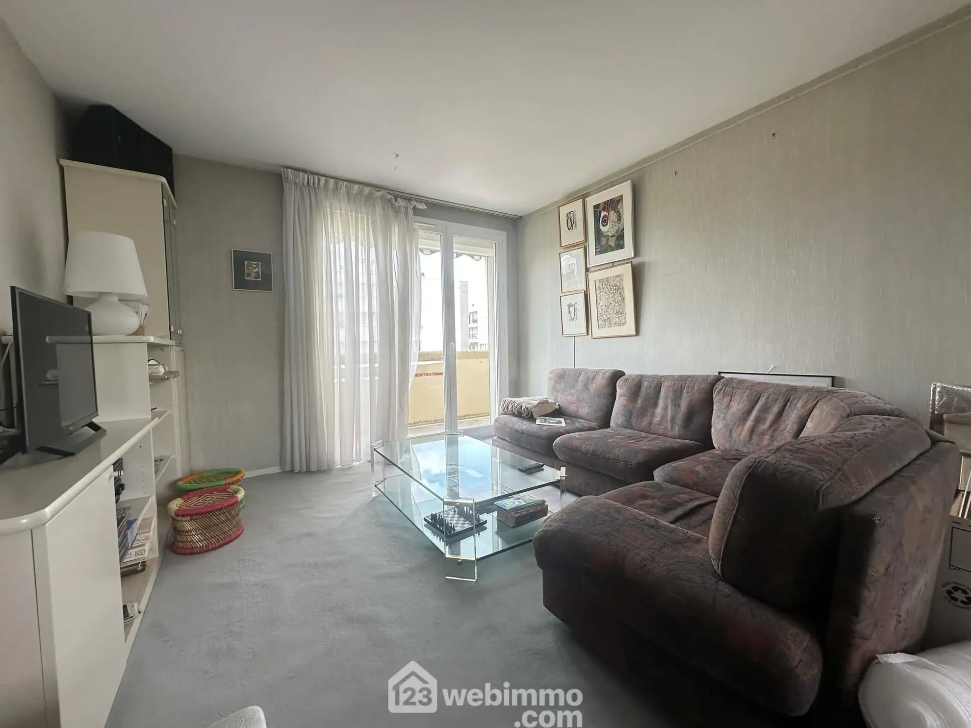 Appartement de 65 m² à Laon avec 3 chambres et cave 