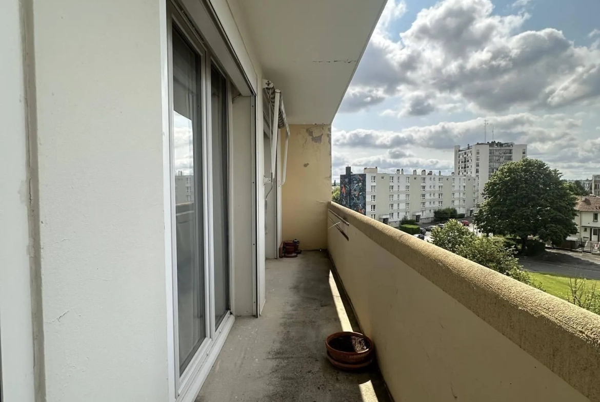 Appartement de 65 m² à Laon avec 3 chambres et cave 