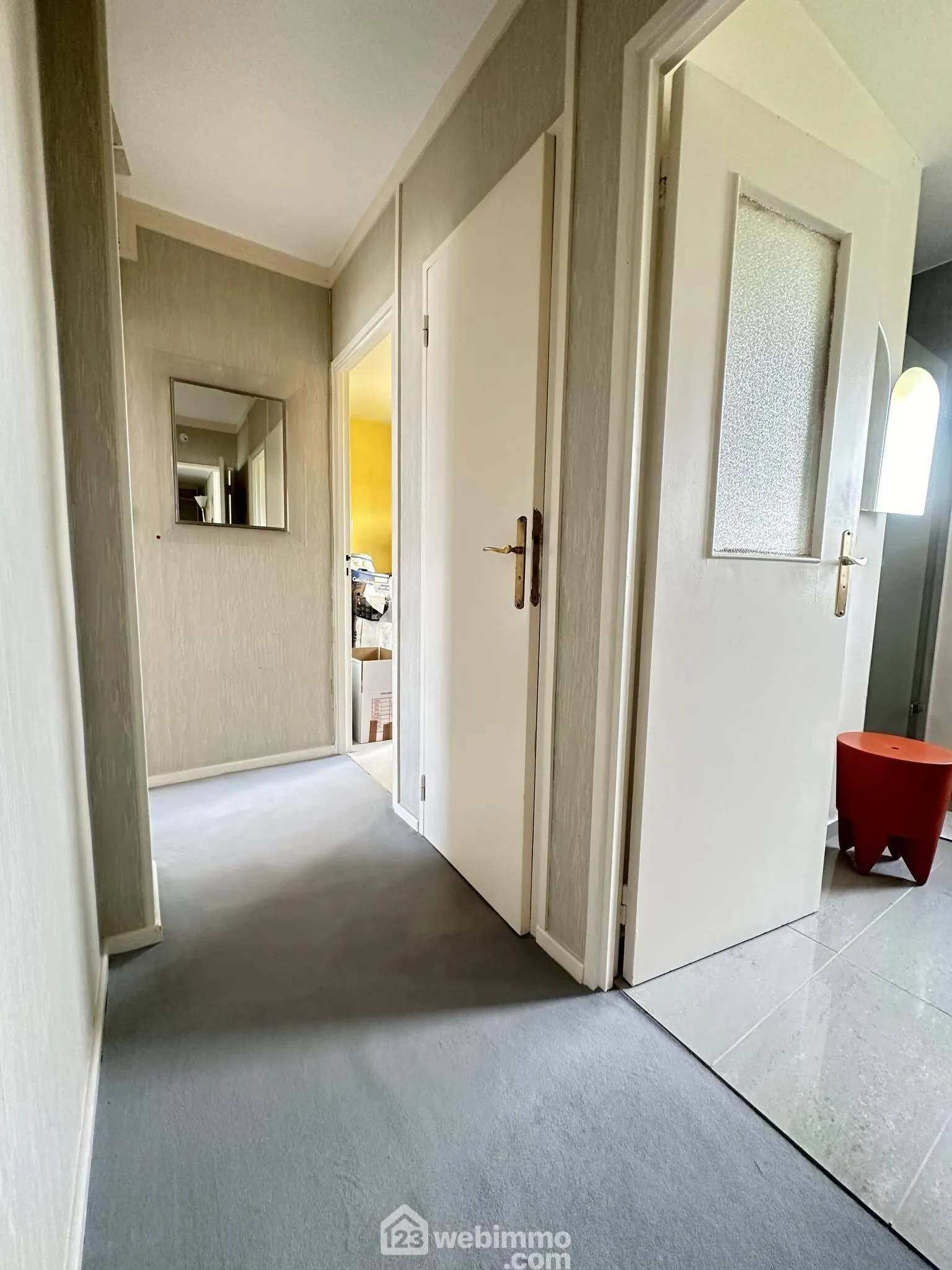 Appartement de 65 m² à Laon avec 3 chambres et cave 