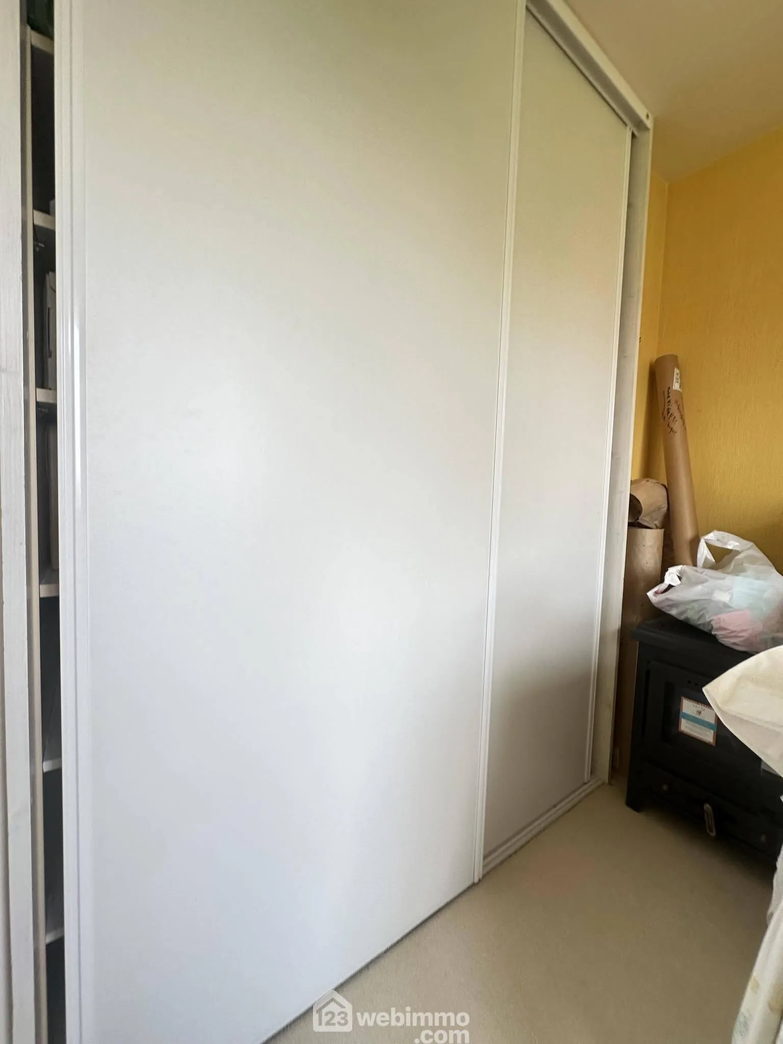 Appartement de 65 m² à Laon avec 3 chambres et cave 