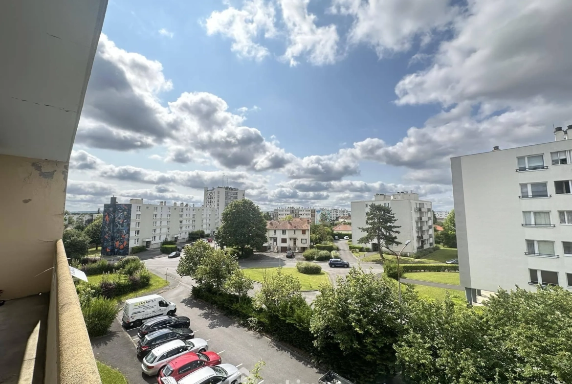 Appartement de 65 m² à Laon avec 3 chambres et cave 