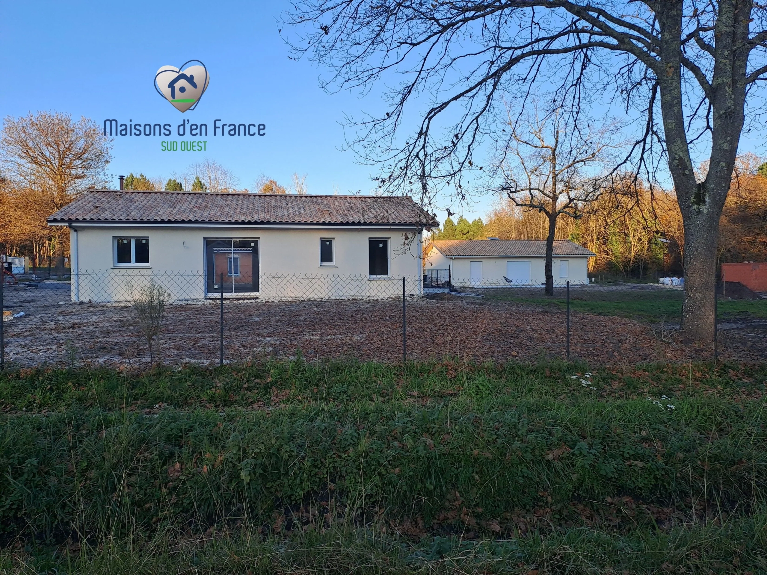 Terrain constructible de 925 m² au Tuzan, proche Bordeaux 