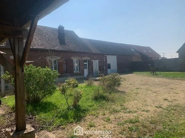 Fermette de 85 m² à Lassigny avec dépendances et grand terrain à rénover 