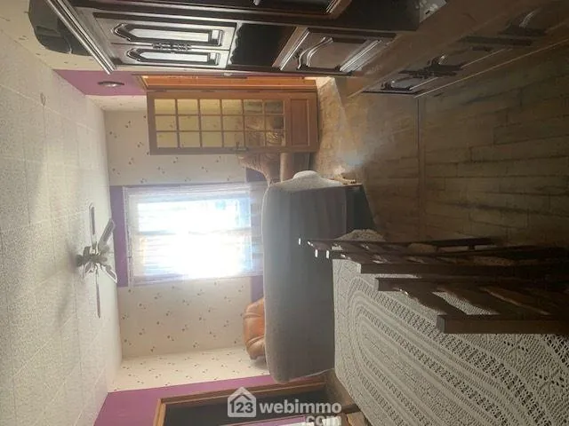 Fermette de 85 m² à Lassigny avec dépendances et grand terrain à rénover 