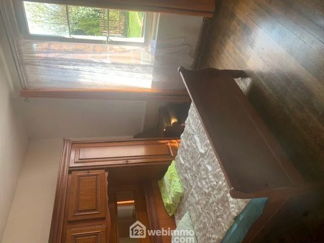 Fermette de 85 m² à Lassigny avec dépendances et grand terrain à rénover 