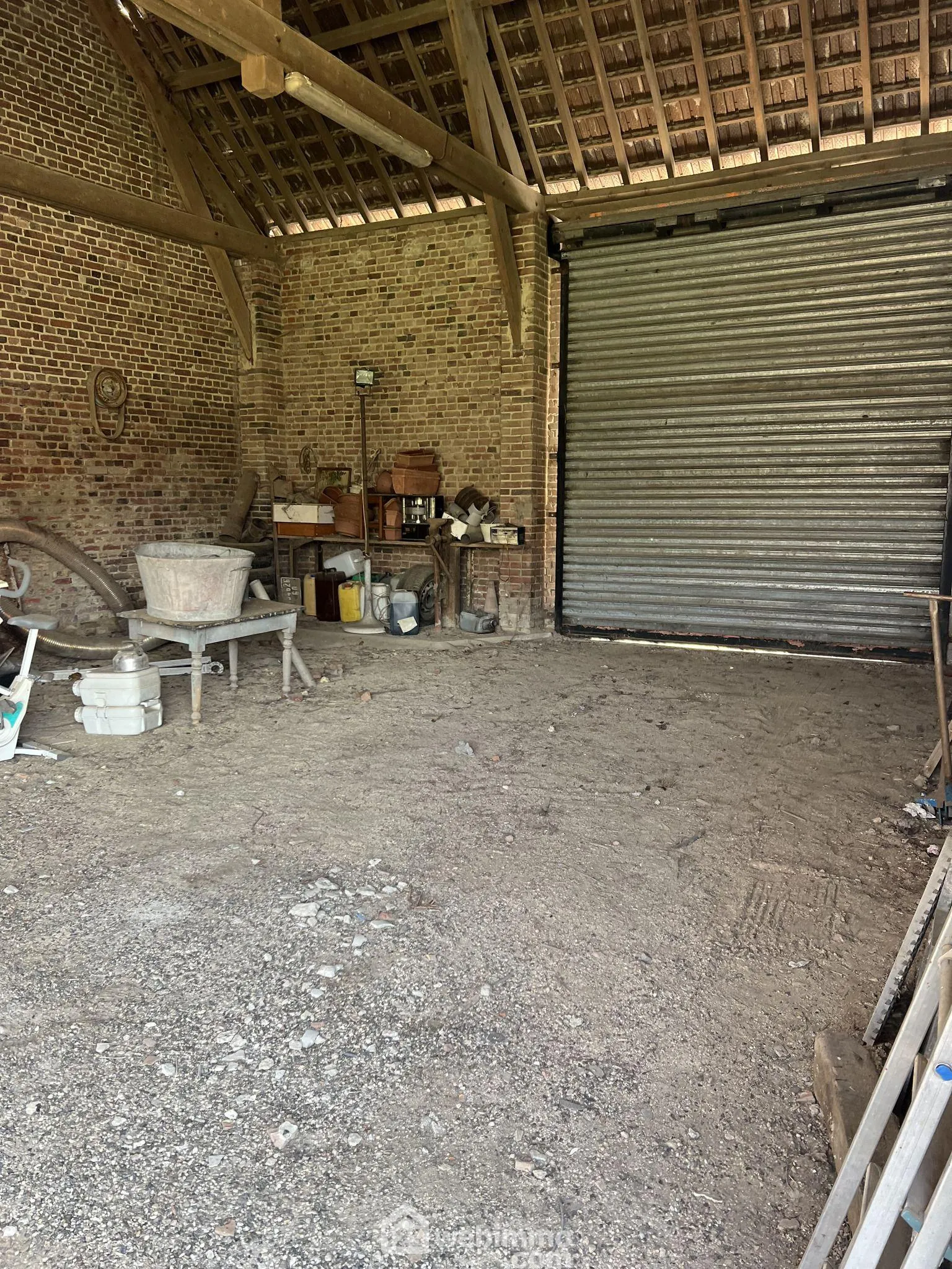 Fermette de 85 m² à Lassigny avec dépendances et grand terrain à rénover 