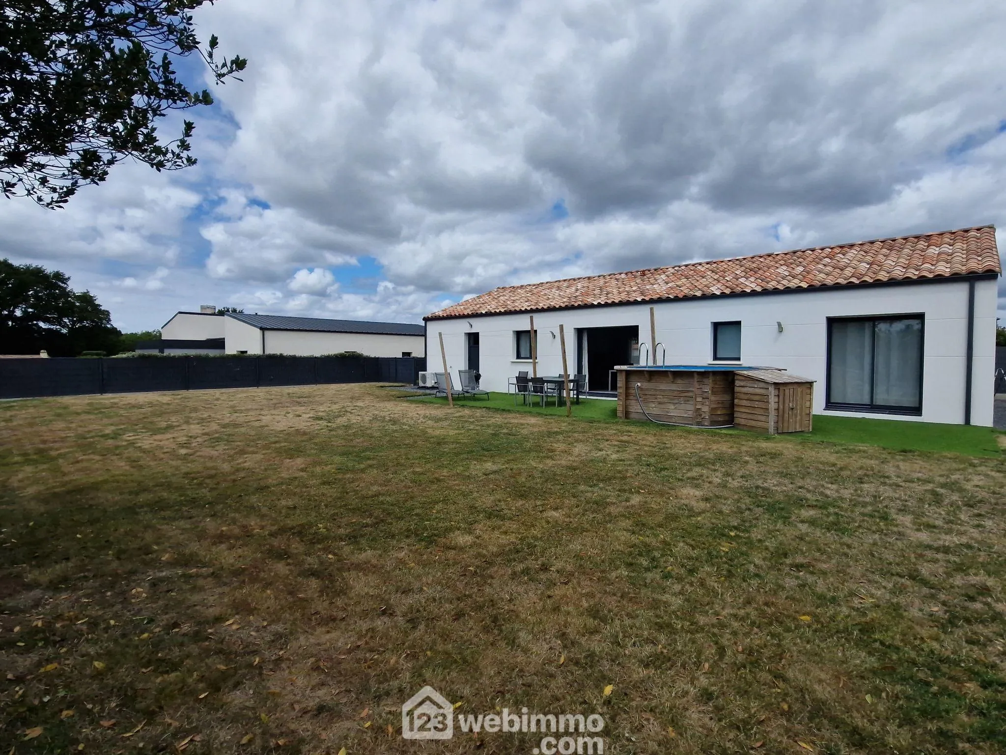 Maison récente de 115 m² avec 3 chambres à La Roche-sur-Yon 