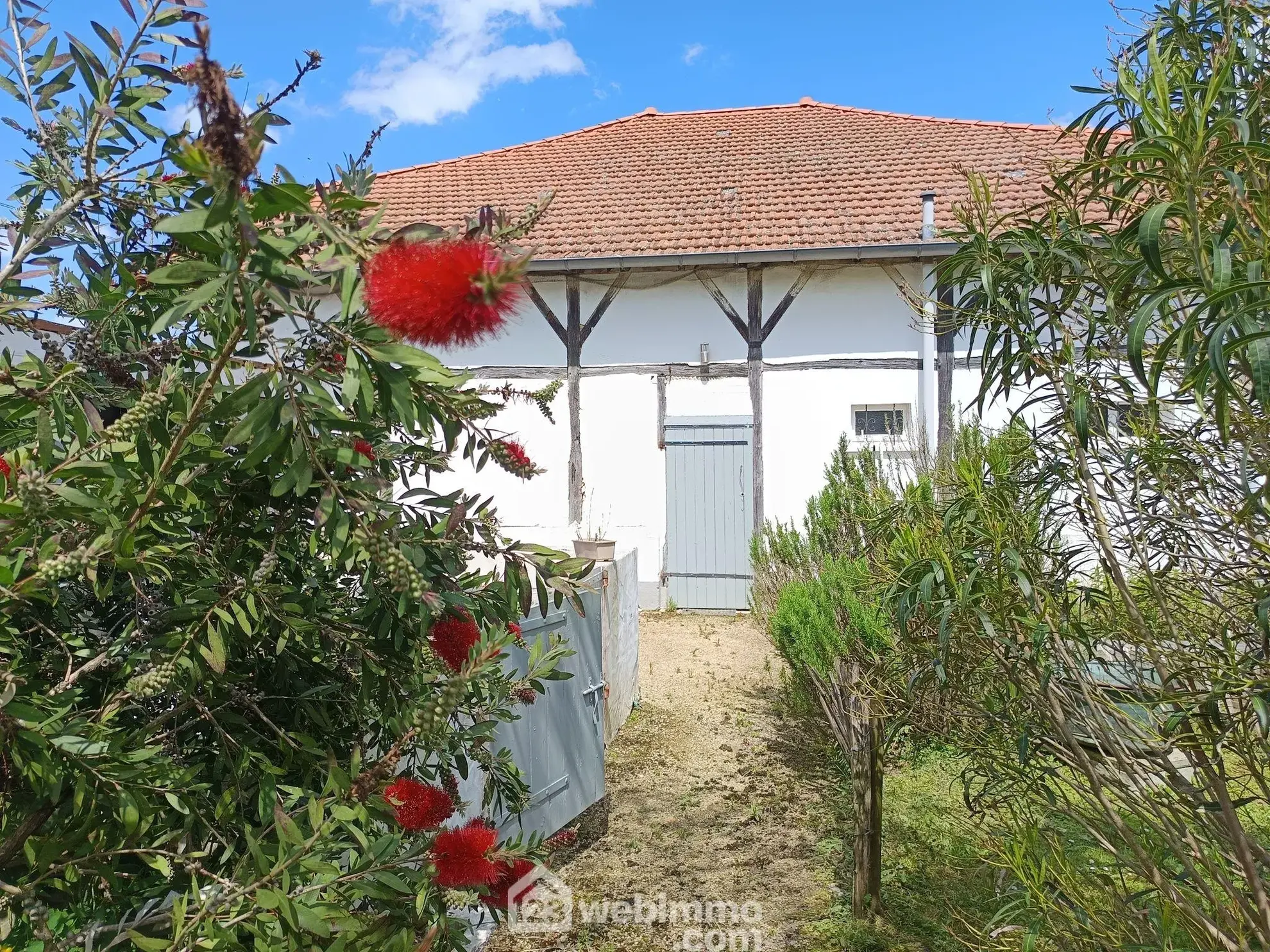 Belle maison renovée de 167 m² avec grand terrain à Brassempouy 