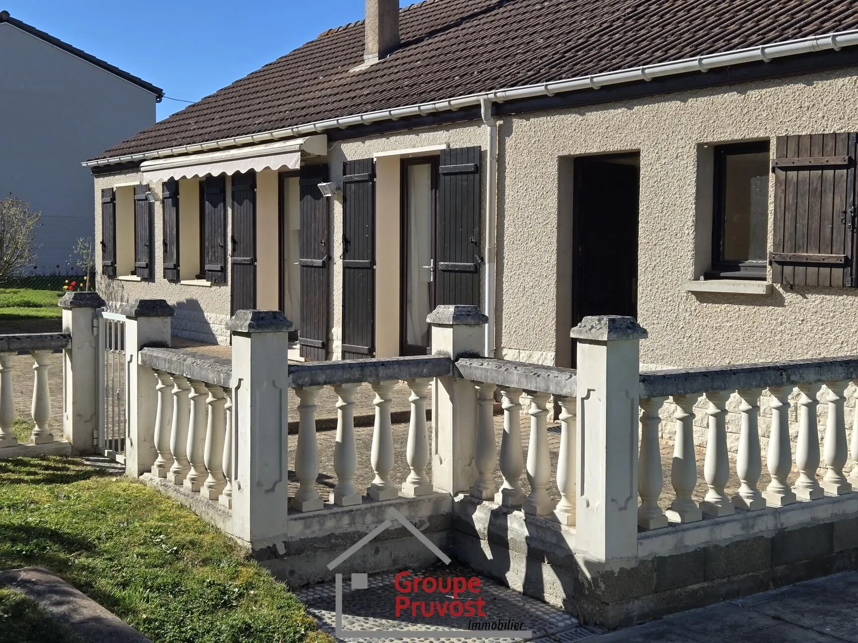 Maison de 99 m² avec piscine et potentiel d'extension à Melay 