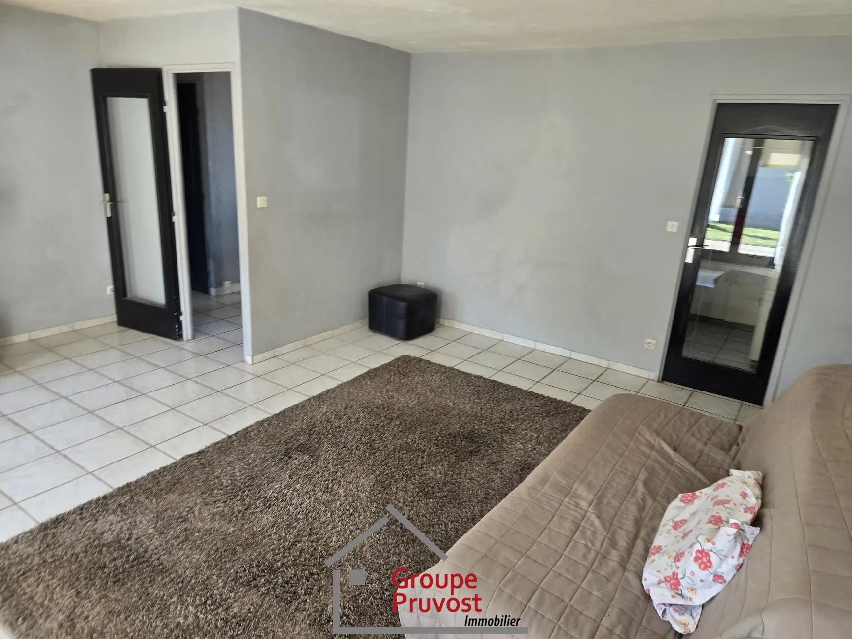 Maison de 99 m² avec piscine et potentiel d'extension à Melay 