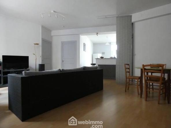 Appartement de 102 m² avec terrasse au centre de Châtellerault