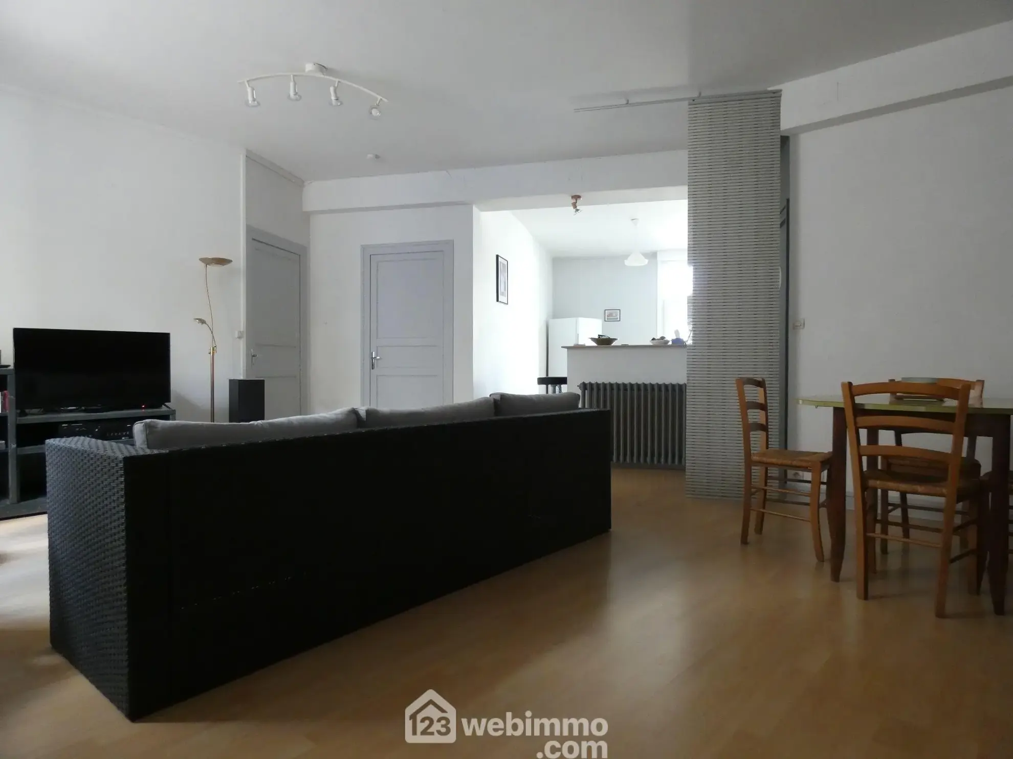 Appartement de 102 m² avec terrasse au centre de Châtellerault 