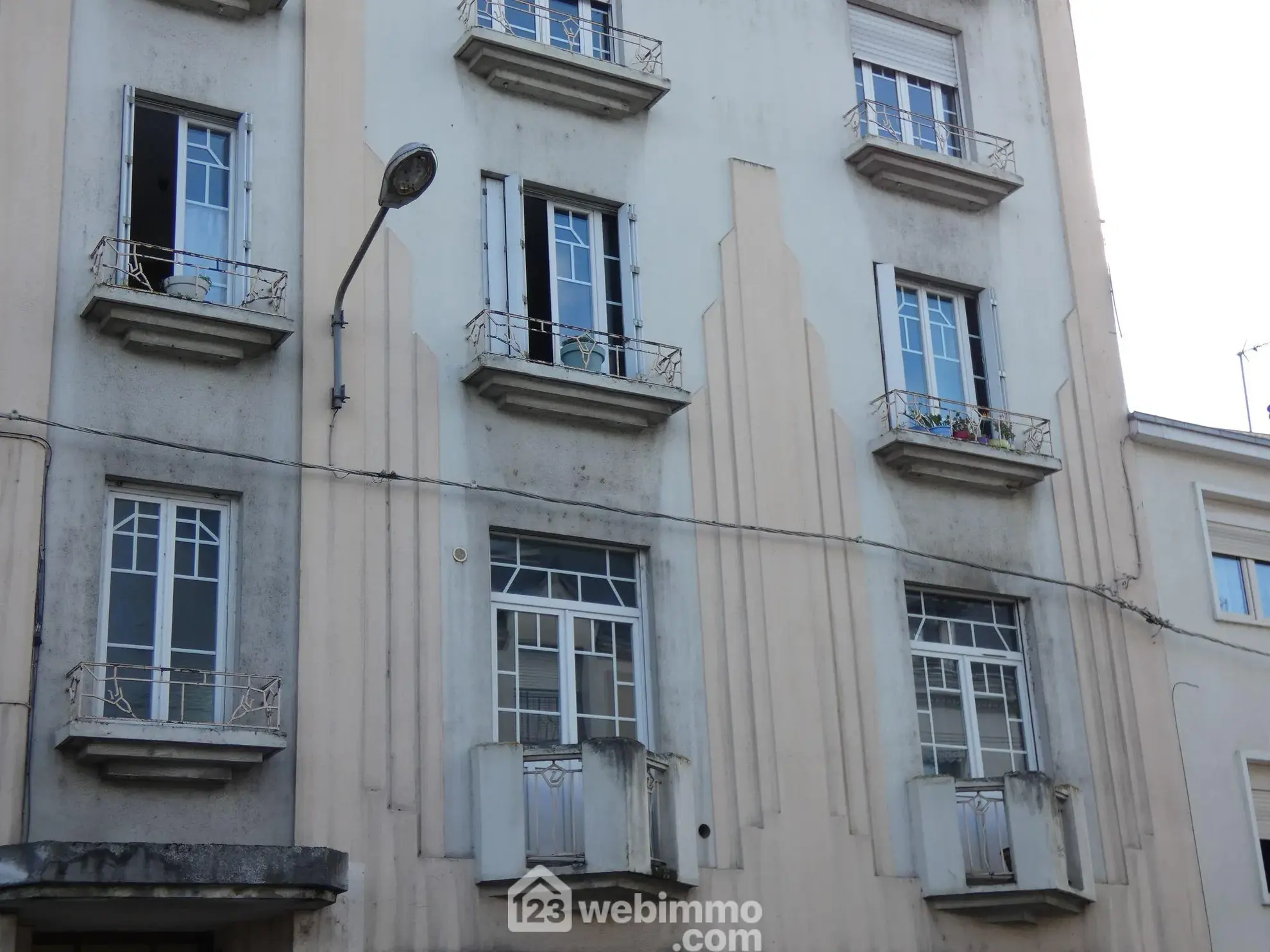 Appartement de 102 m² avec terrasse au centre de Châtellerault 
