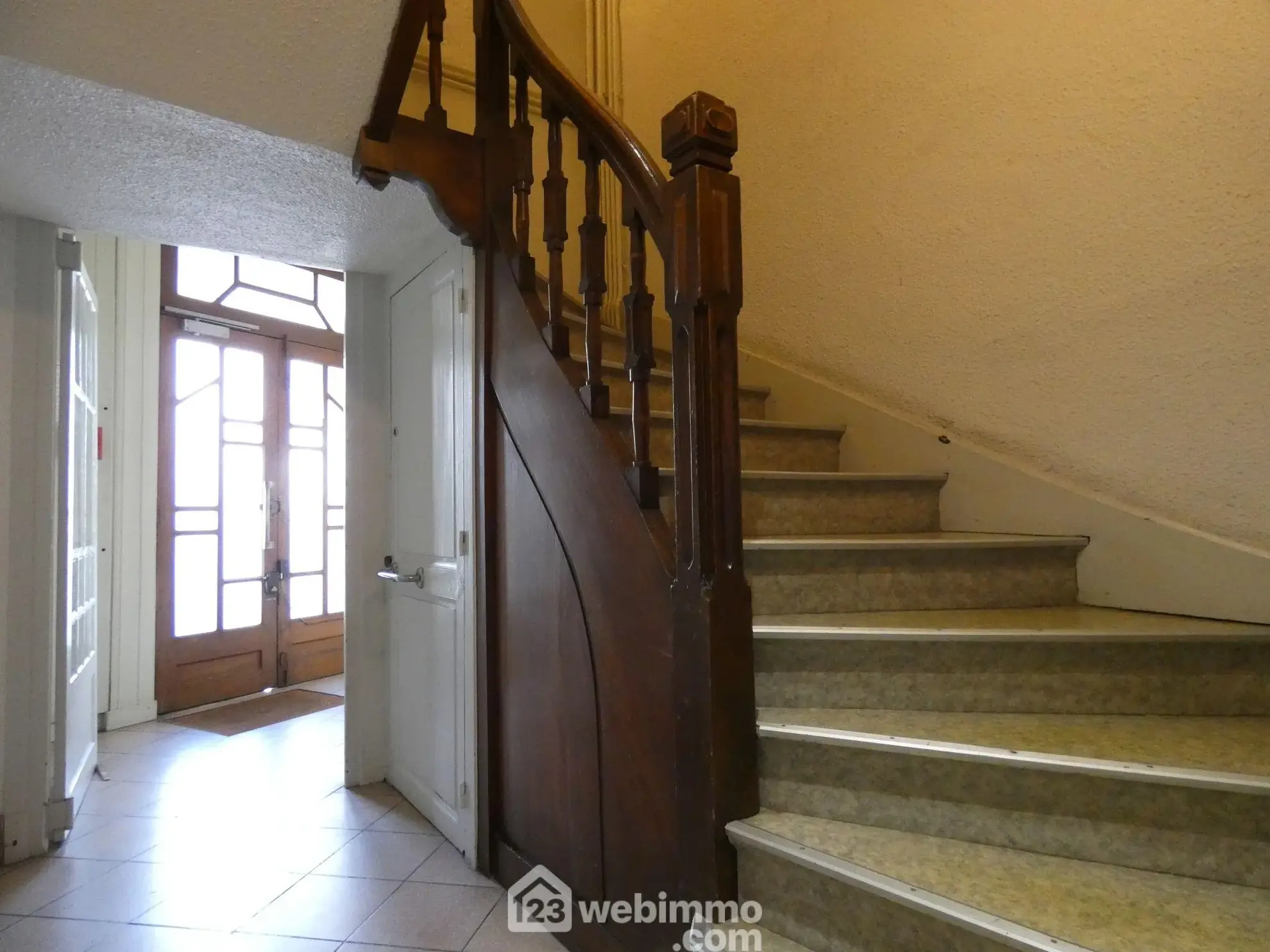 Appartement de 102 m² avec terrasse au centre de Châtellerault 