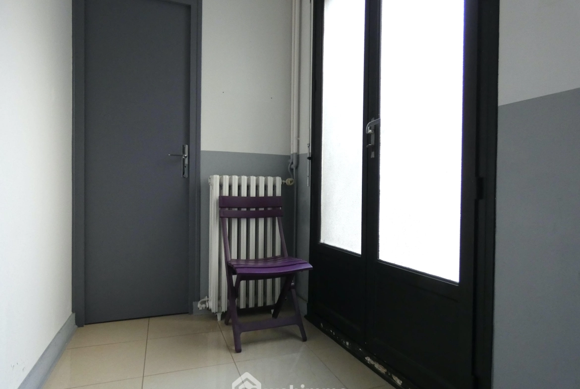 Appartement de 102 m² avec terrasse au centre de Châtellerault 