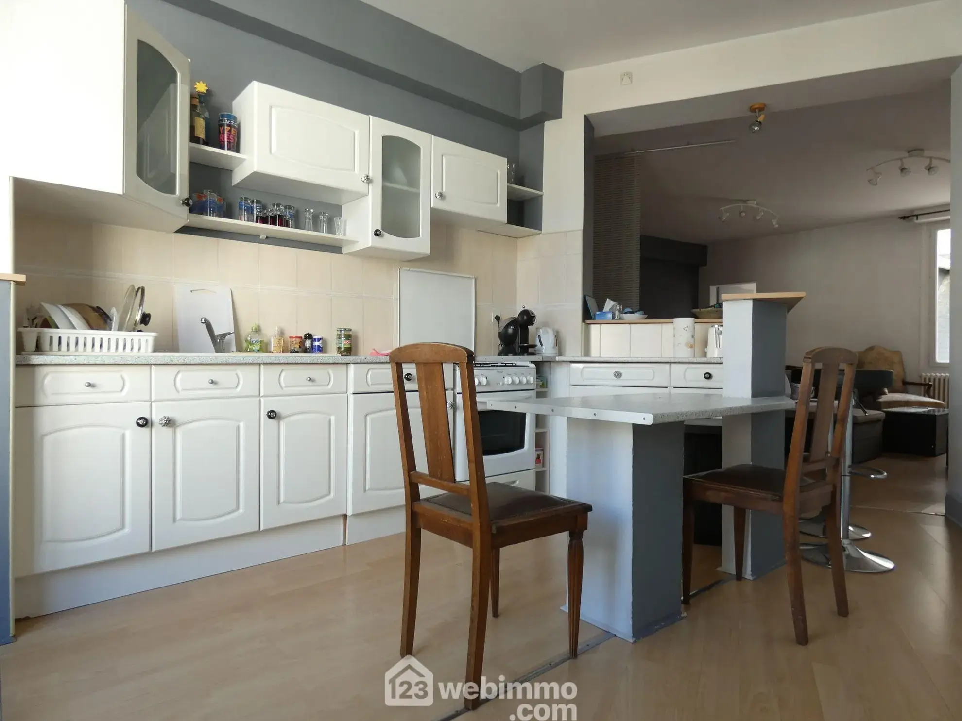 Appartement de 102 m² avec terrasse au centre de Châtellerault 