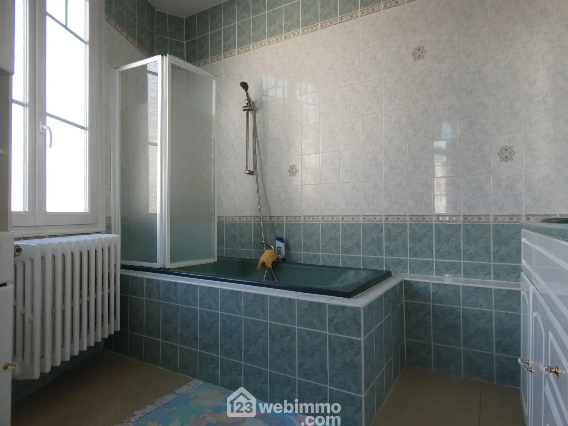 Appartement de 102 m² avec terrasse au centre de Châtellerault 