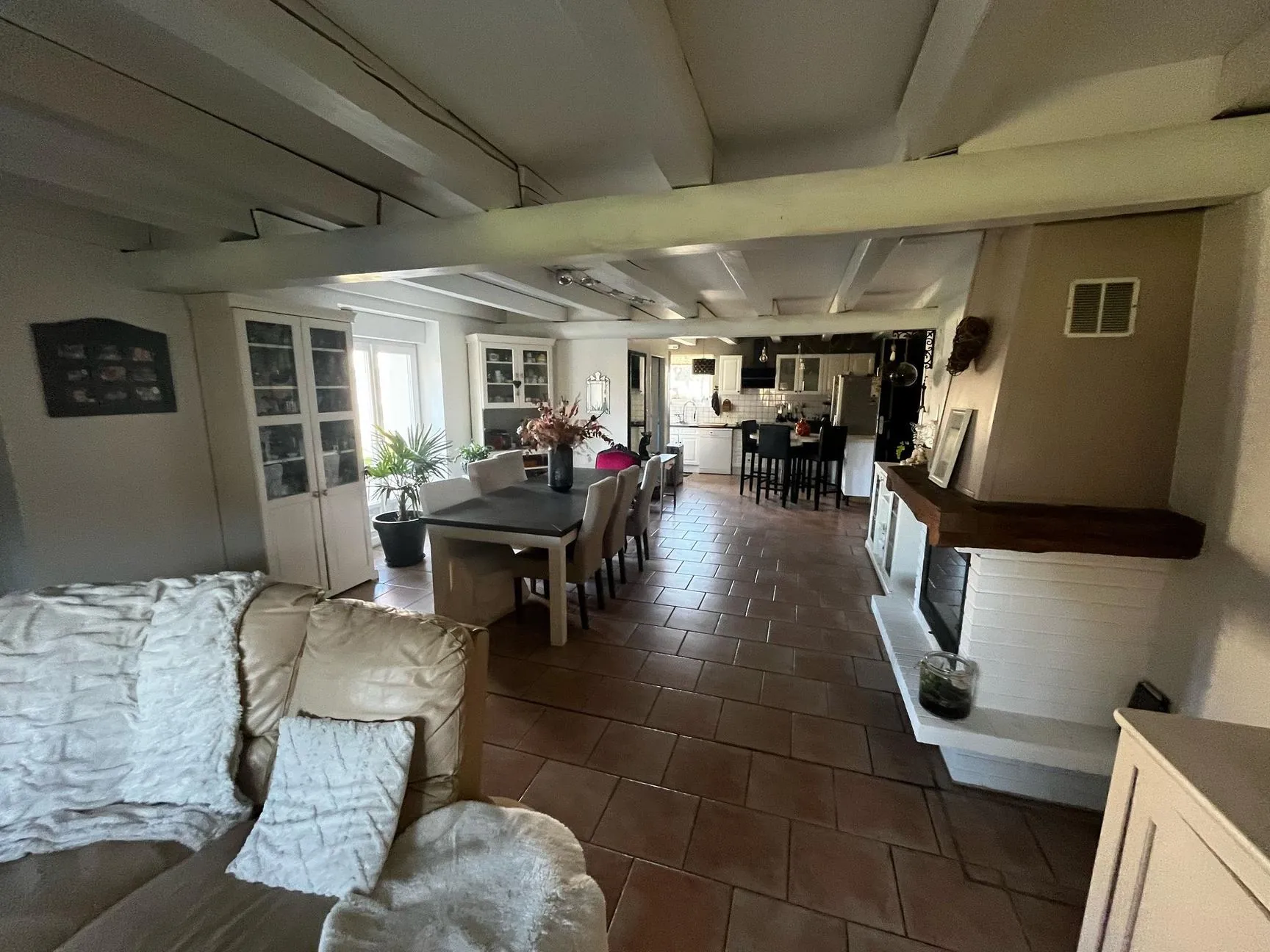 Magnifique ferme rénovée à 20 minutes d'Épinal avec dépendance et terrain de 2500 m² 