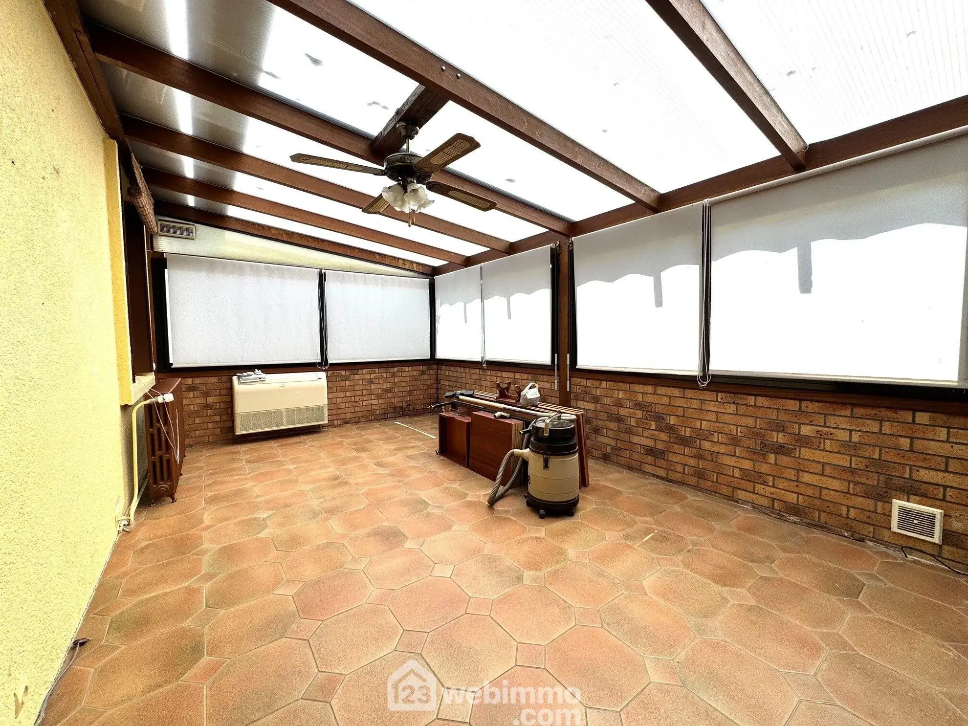 Maison de 81 m² à vendre à Leuville-sur-Orge en centre-ville, avec jardin et garage 
