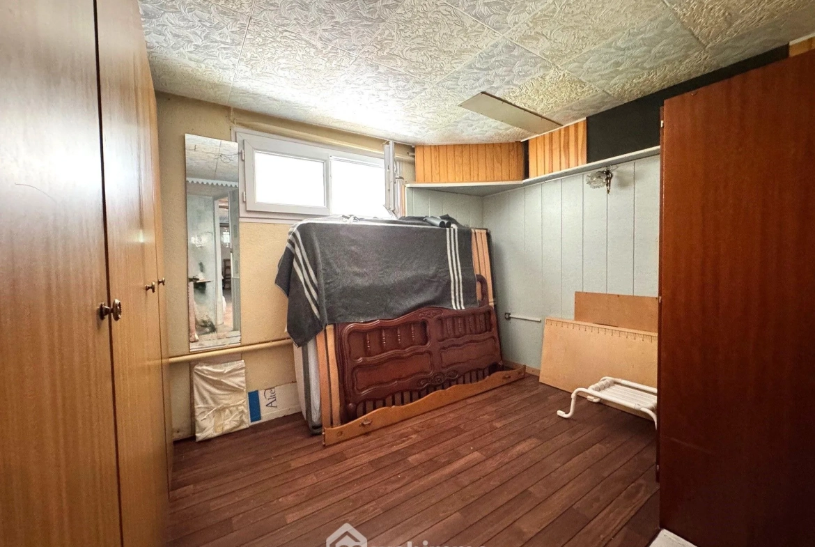 Maison de 81 m² à vendre à Leuville-sur-Orge en centre-ville, avec jardin et garage 