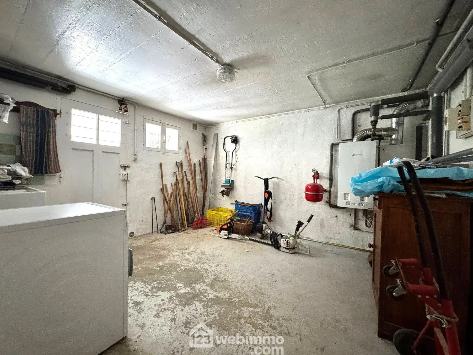 Maison de 81 m² à vendre à Leuville-sur-Orge en centre-ville, avec jardin et garage 