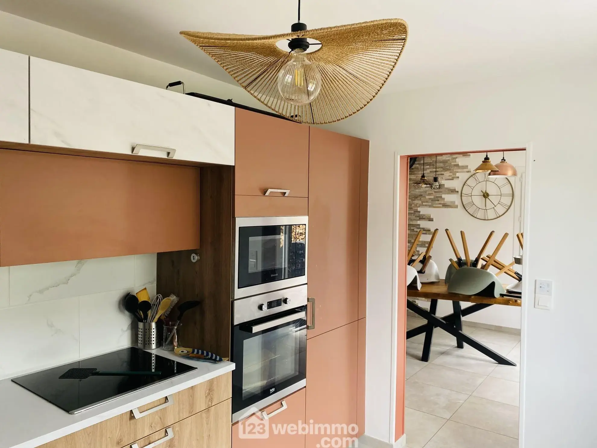 Belle maison néo-bretonne de 113 m² à Chatelaudren-Plouagat, 4 chambres, jardin clos, proche commodités 