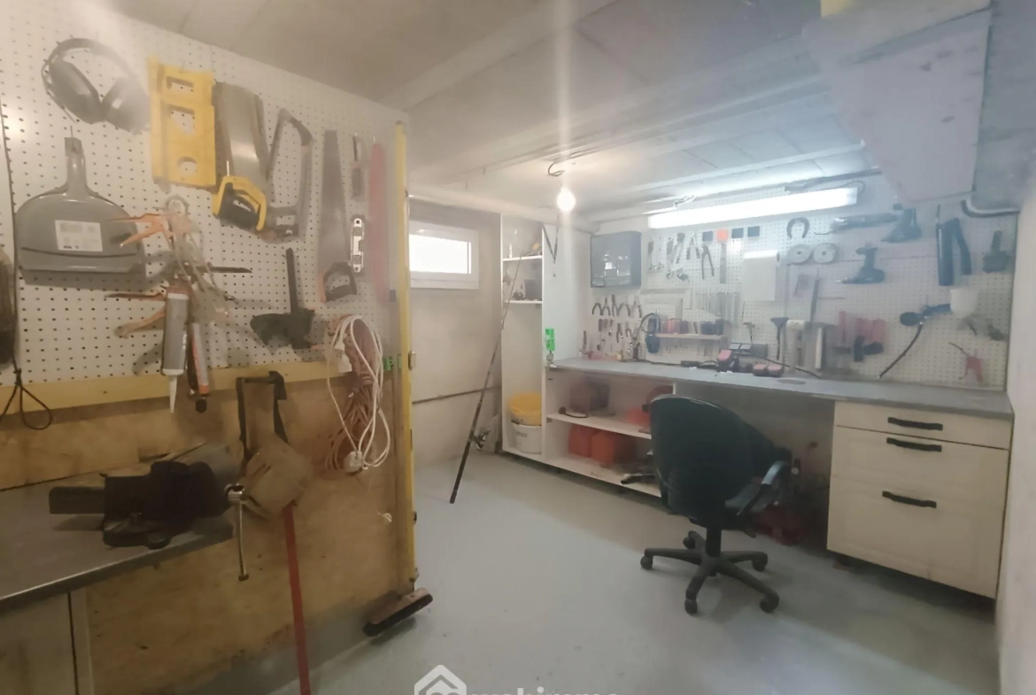 Belle maison néo-bretonne de 113 m² à Chatelaudren-Plouagat, 4 chambres, jardin clos, proche commodités 