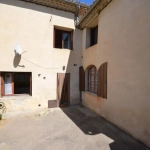 Maison à vendre avec grand potentiel de rénovation à Saint Bonnet du Gard