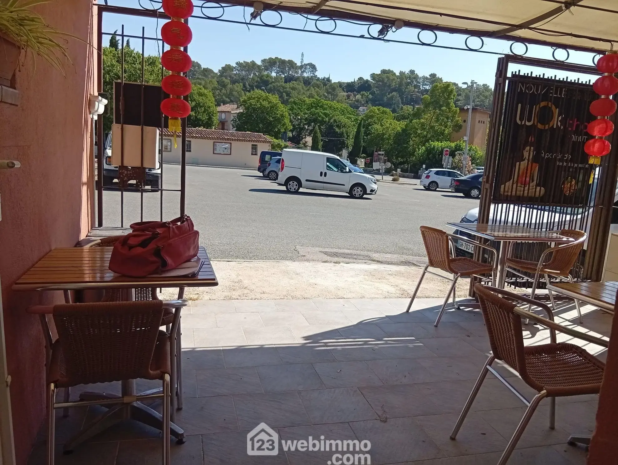 Local commercial de 25 m² à vendre au cœur du Thoronet 