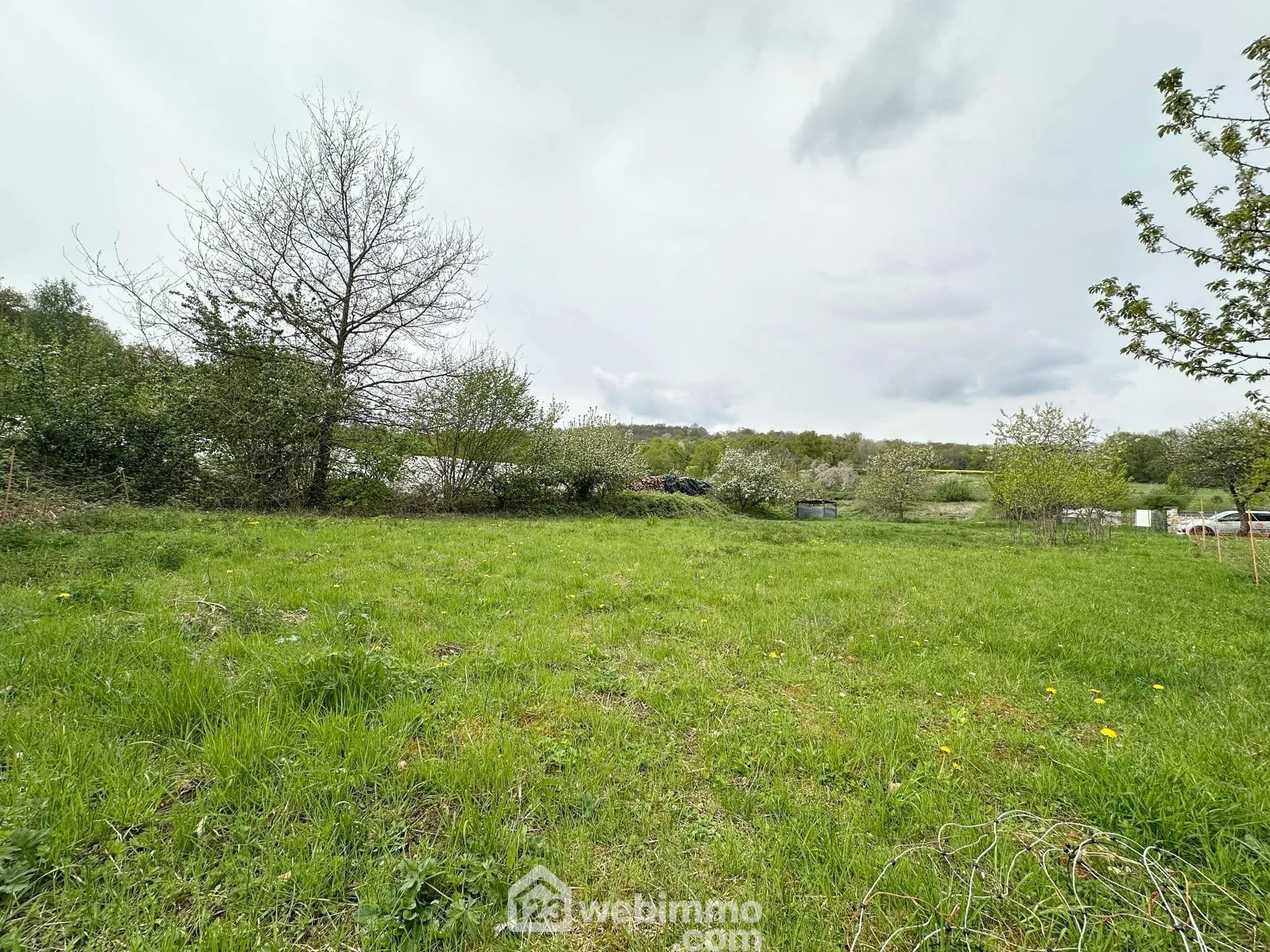 Terrain constructible de 1021 m² à Mauregny-en-Haye - Opportunité rare 