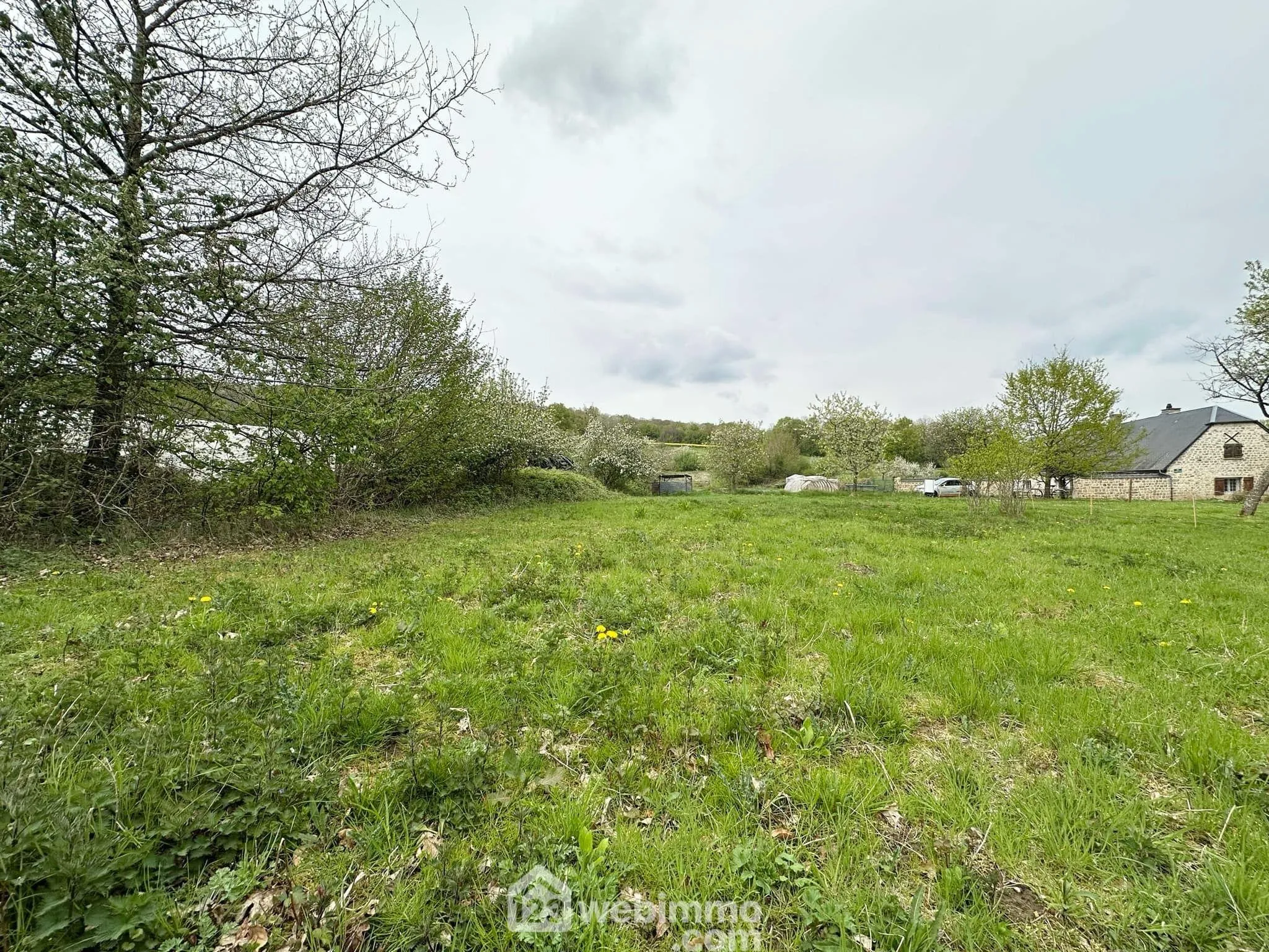 Terrain constructible de 1021 m² à Mauregny-en-Haye - Opportunité rare 
