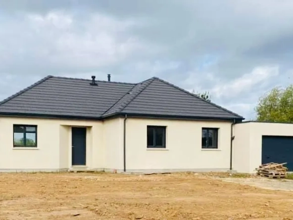 Maison neuve sur mesure avec 3 chambres et bureau à Saint-Paer