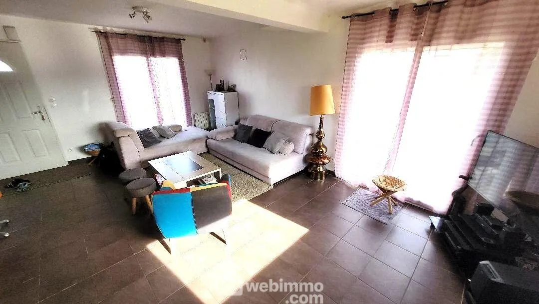 Maison de 102 m² à vendre à Rospez, proche Lannion, construction 2012 