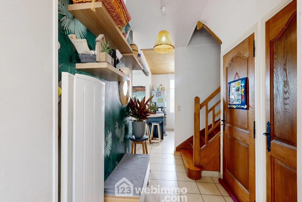 Maison indépendante de 78m² à Compiègne avec garage et jardin plein sud 