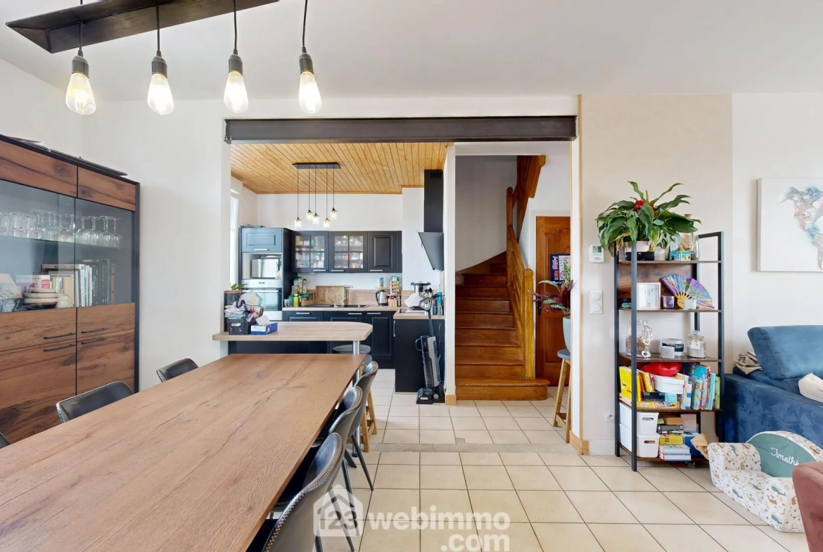 Maison indépendante de 78m² à Compiègne avec garage et jardin plein sud 