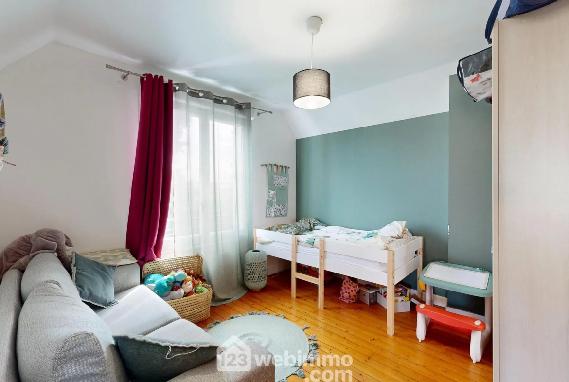 Maison indépendante de 78m² à Compiègne avec garage et jardin plein sud 