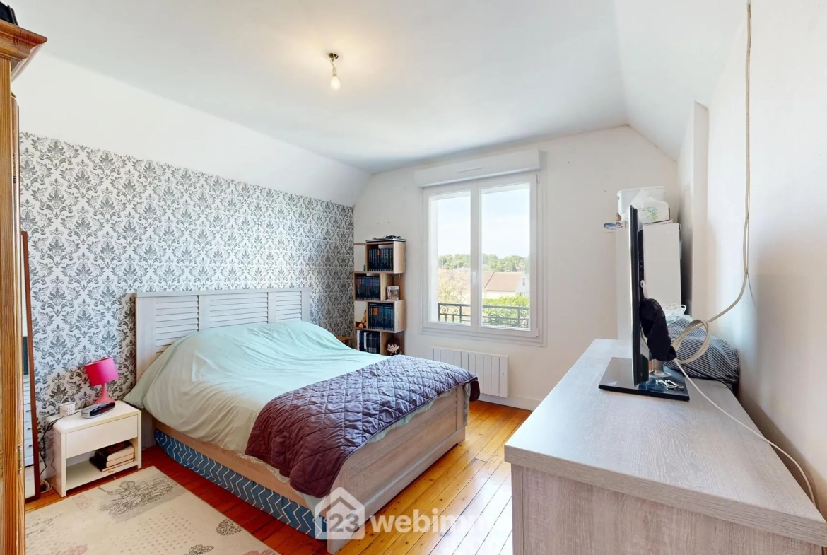 Maison indépendante de 78m² à Compiègne avec garage et jardin plein sud 