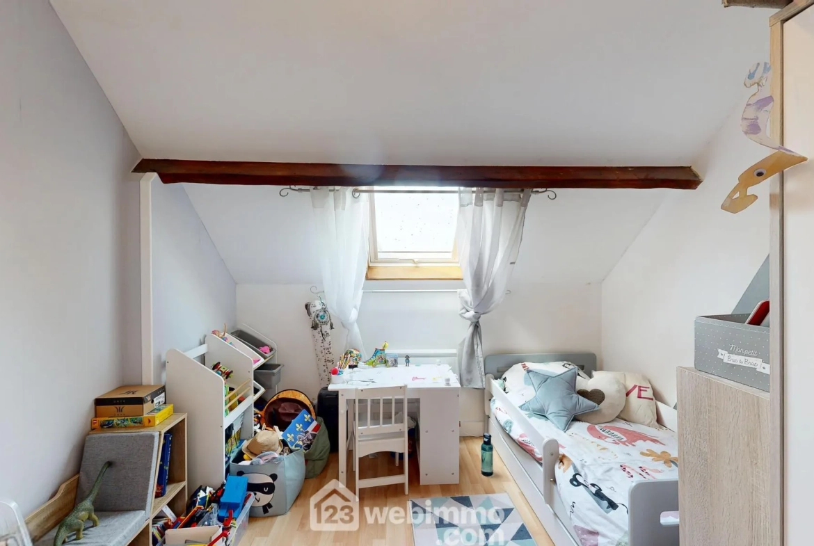 Maison indépendante de 78m² à Compiègne avec garage et jardin plein sud 