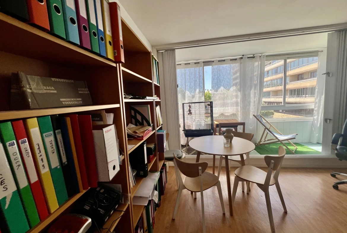 Appartement T3 à vendre à Les Sables d'Olonne avec parking et cave 