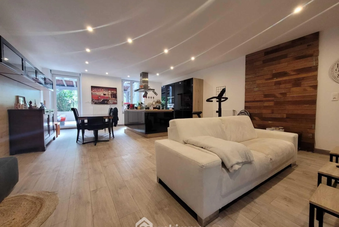 Belleville-sur-Meuse maison de 132 m² avec terrasse et 3 chambres 