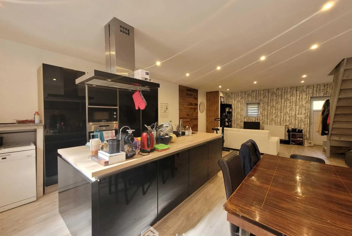 Belleville-sur-Meuse maison de 132 m² avec terrasse et 3 chambres 