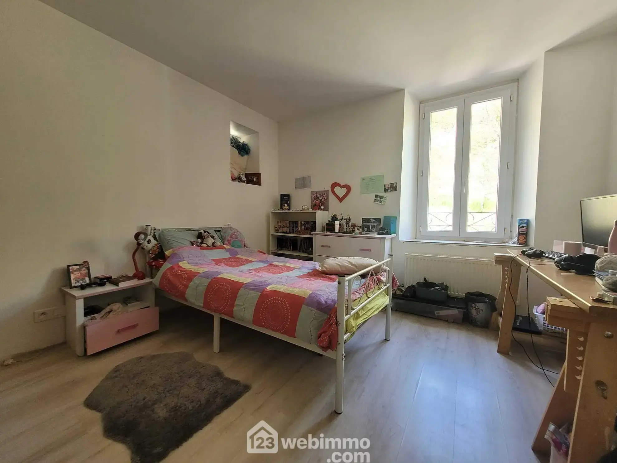 Belleville-sur-Meuse maison de 132 m² avec terrasse et 3 chambres 
