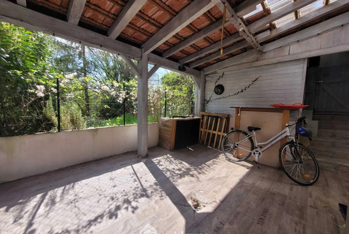 Belleville-sur-Meuse maison de 132 m² avec terrasse et 3 chambres 