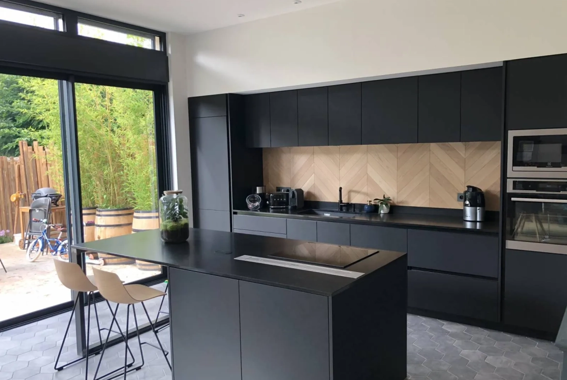 Maison neuve à Rue de 98m² sur 500m² - Personnalisable et conforme RE2020 