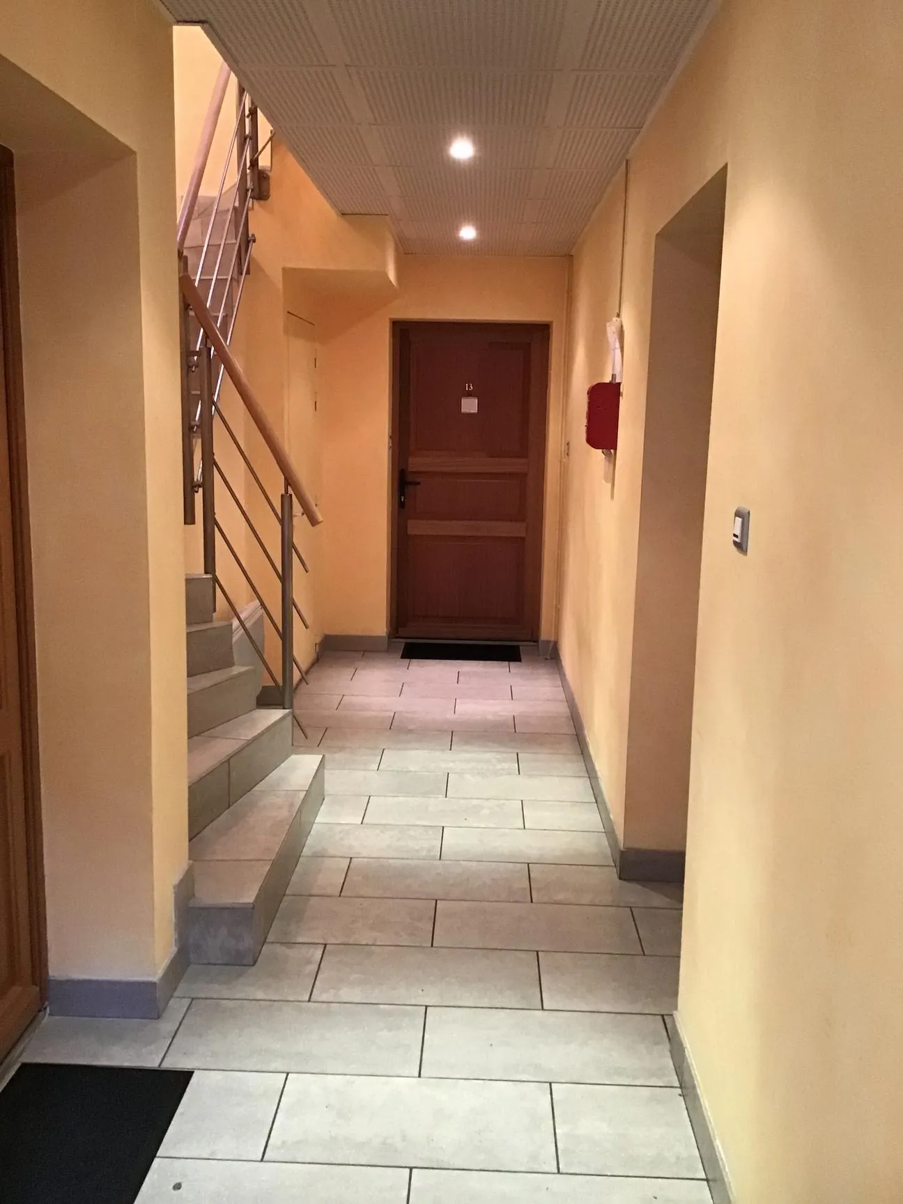 Appartement en rez-de-chaussée à Remiremont près du centre avec garage et terrasse 