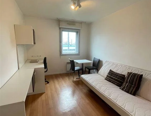 Studio meublé de 18 m² à Paris 18ème, idéal pour investissement ou pied-à-terre